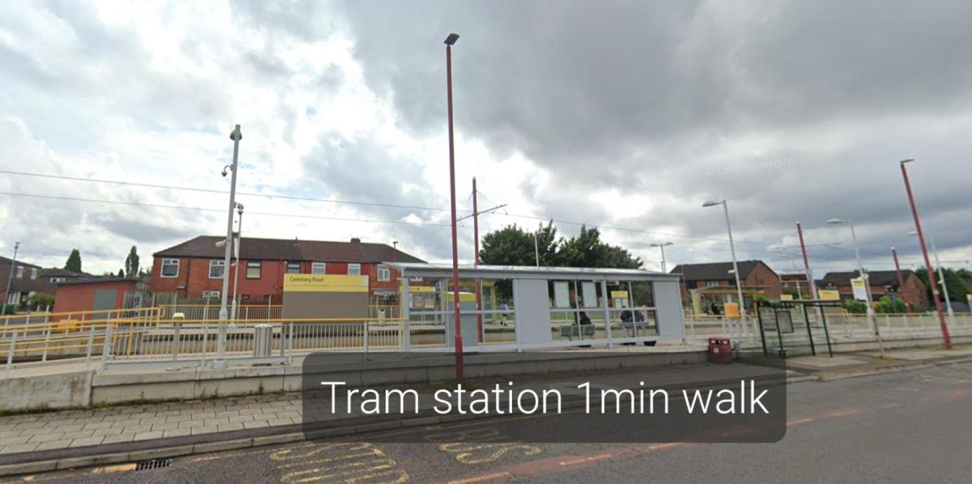 Grand Near Etihad Stadium Coop Live Droylsden Bagian luar foto
